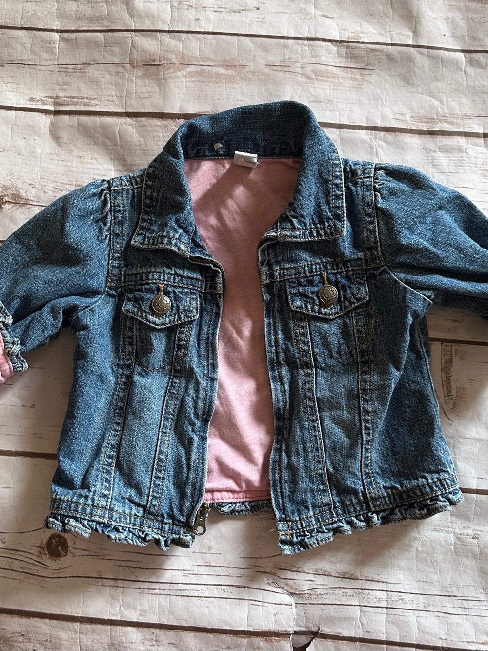 Baby Gap blue denim jacket with pink lining, size 6-12 months vguc